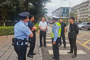 德转列今夏赋闲名帅：穆帅、齐祖、孔蒂、弗里克在列